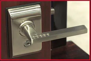 New Rochelle Locksmith Service New Rochelle, NY 914-458-5151 - 7-entry-door-lock